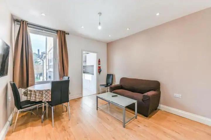 Apartment Amazing 4 Bed House In Kingston Kingston upon Thames (Greater London)